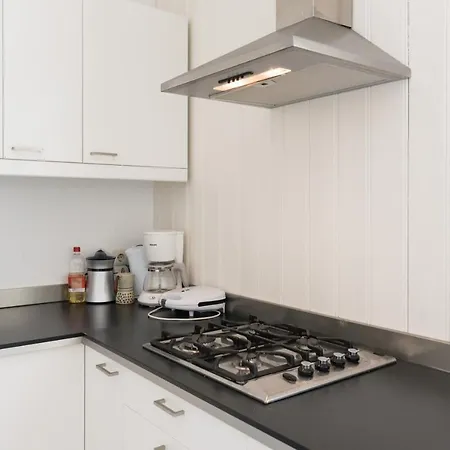 Проживание в семье Beautiful House Next To Dam Square!