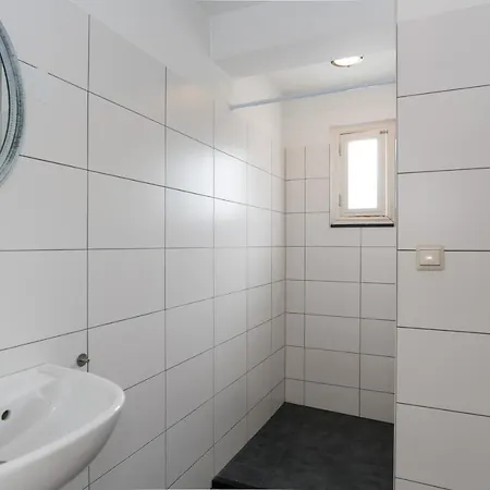 Beautiful House Next To Dam Square! Амстердам